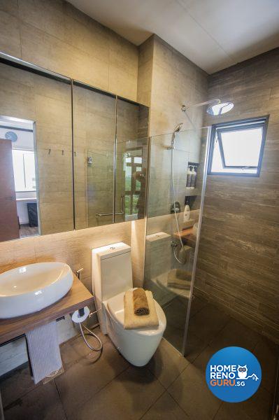 The master bedroom has a cement screed wall and mirrored cabinets for ample storage space