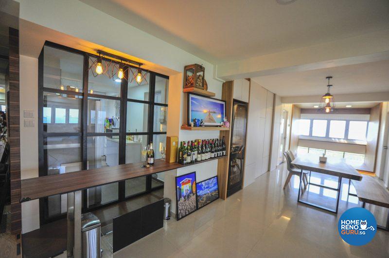 The dining area affords a beautiful view of the ocean, with an impressive array of wines within arm’s reach