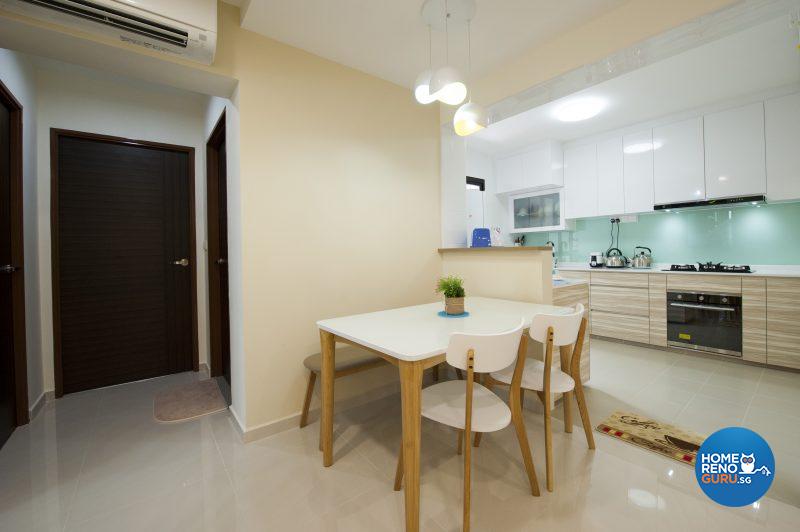 The open concept kitchen and dining area complies with feng shui prinicples