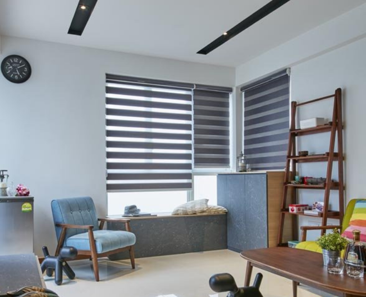 Bay window lounging area in condominium