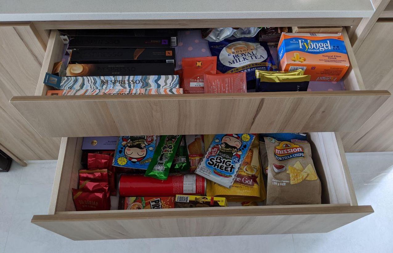 Drawers in kitchen
