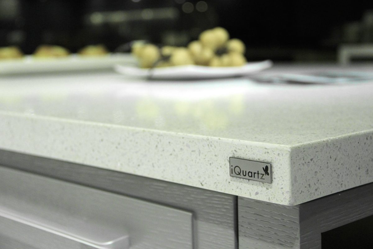 Quartz kitchen countertop by iQuartz