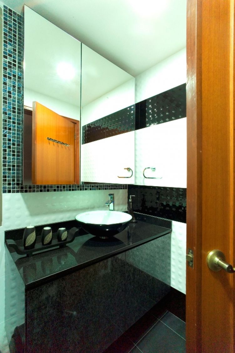 Modern, Retro, Scandinavian Design - Bathroom - Condominium - Design by 2nd Phase Design
