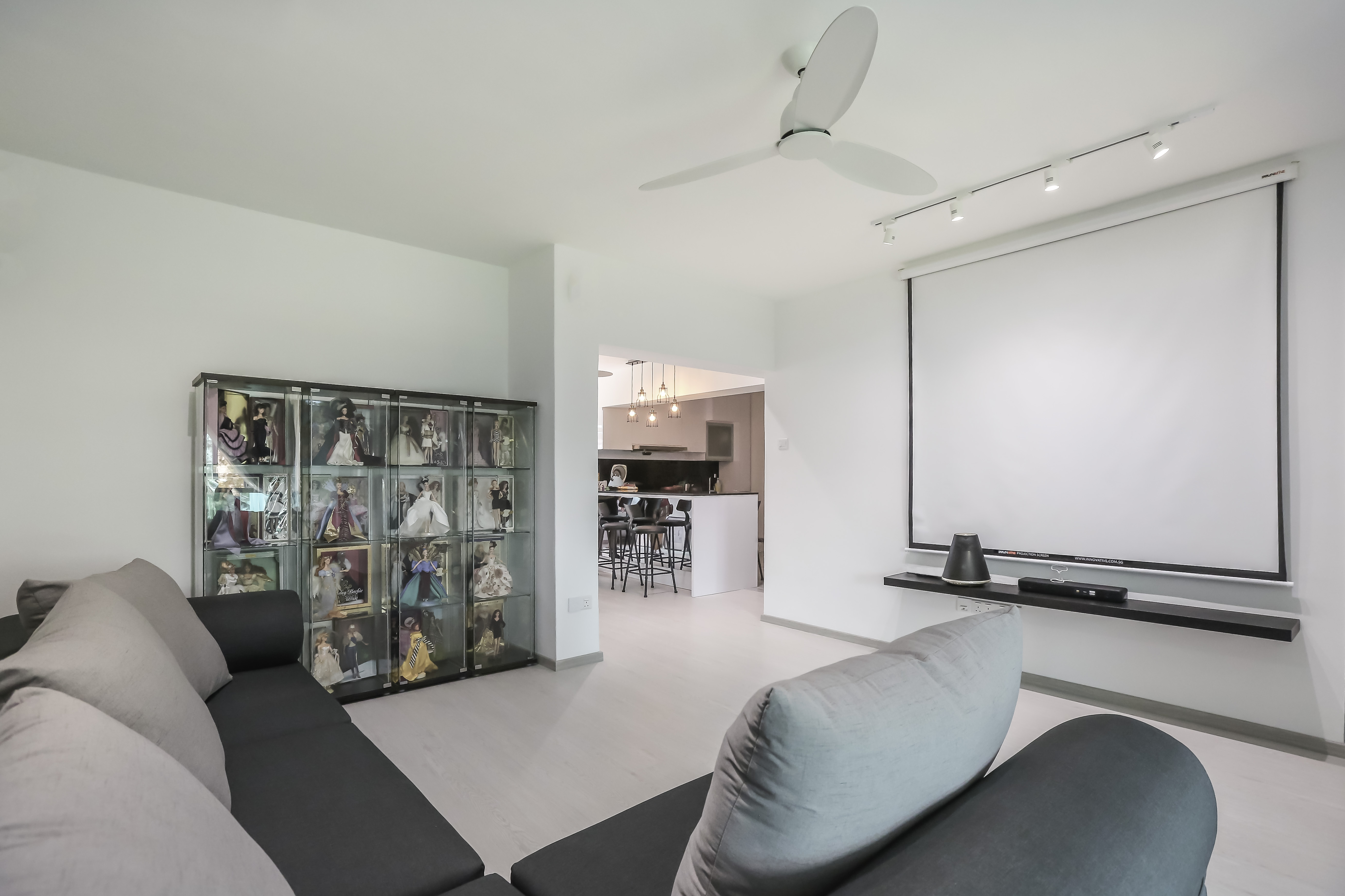 Modern Design - Living Room - HDB 5 Room - Design by 96 Degree Designers