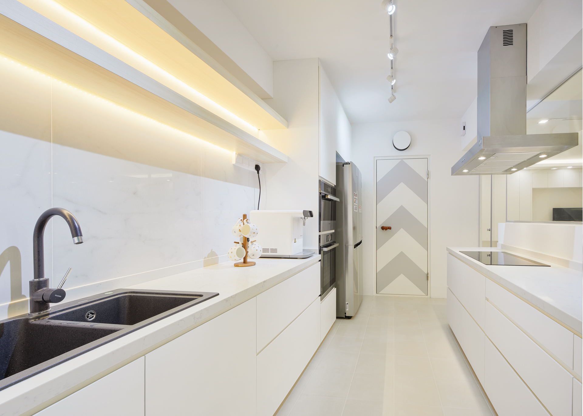 Modern Design - Kitchen - HDB 5 Room - Design by Absolook Interior Design Pte Ltd