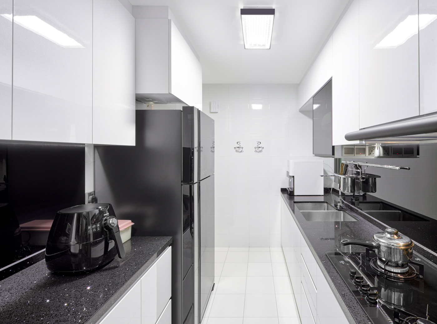 Modern Design - Kitchen - HDB 4 Room - Design by Absolook Interior Design Pte Ltd