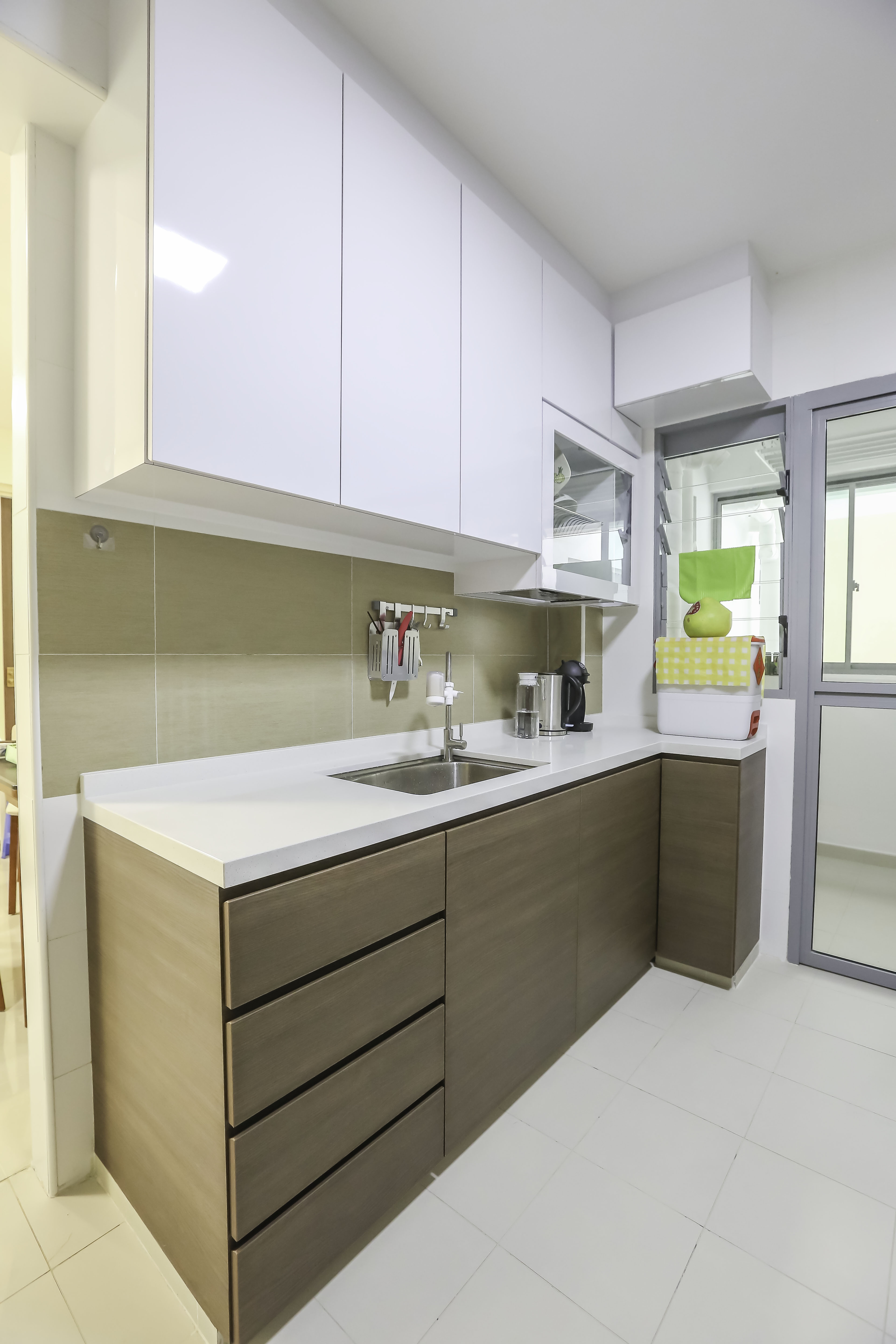 Contemporary, Eclectic, Minimalist Design - Kitchen - Condominium - Design by Albedo Design Pte Ltd