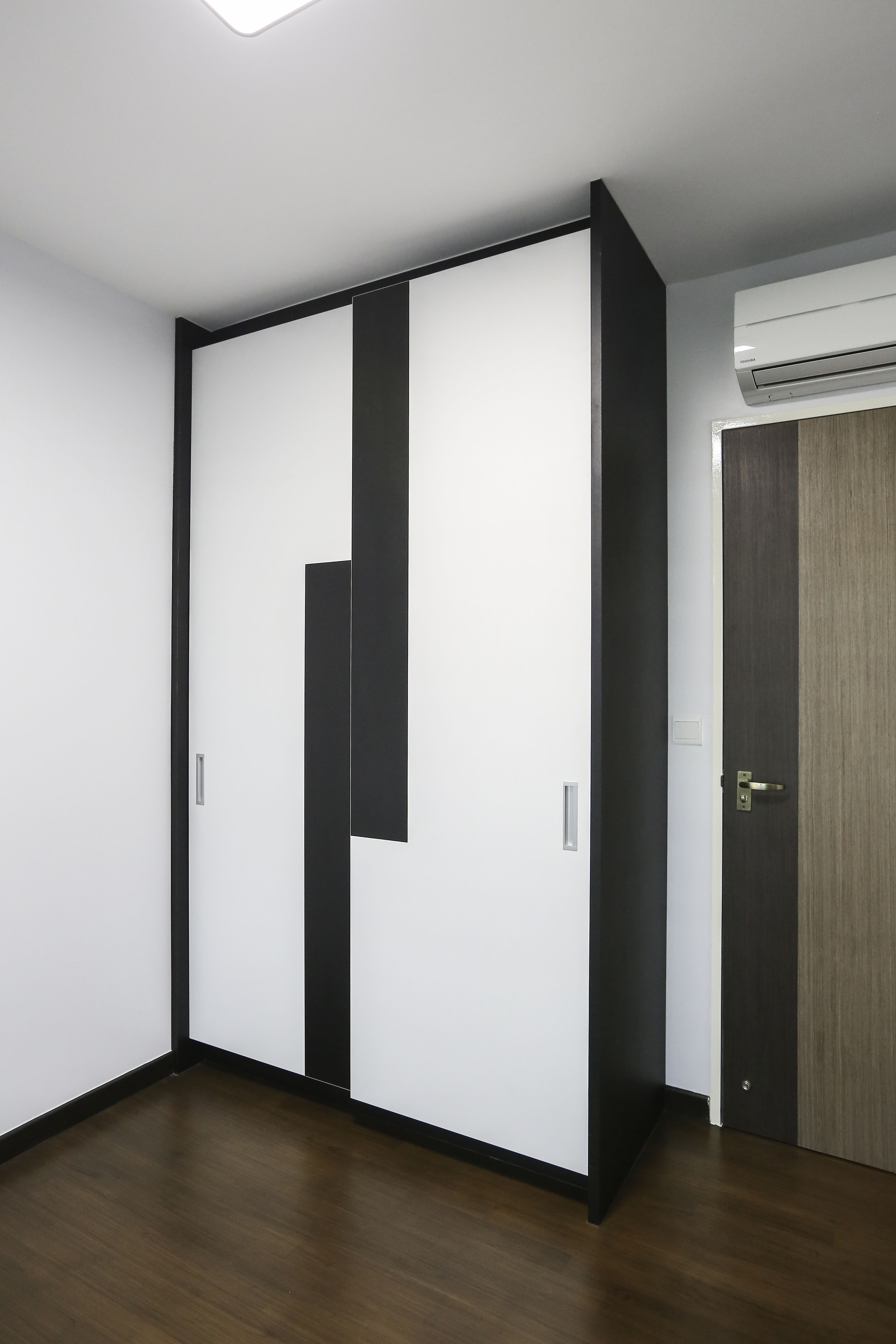 Contemporary, Eclectic, Minimalist Design - Bedroom - Condominium - Design by Albedo Design Pte Ltd