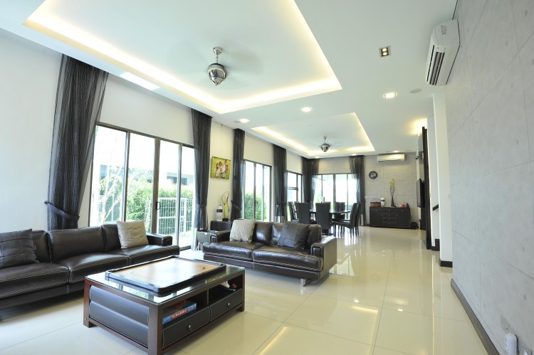 Contemporary, Minimalist, Modern Design - Living Room - Landed House - Design by Amazon Interior Design
