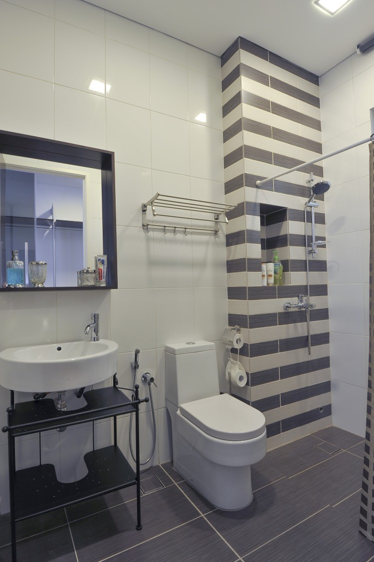 Contemporary, Minimalist, Modern Design - Bathroom - Landed House - Design by Amazon Interior Design
