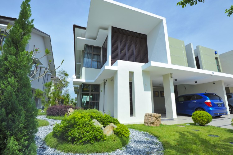Contemporary, Minimalist, Modern Design - Balcony - Landed House - Design by Amazon Interior Design