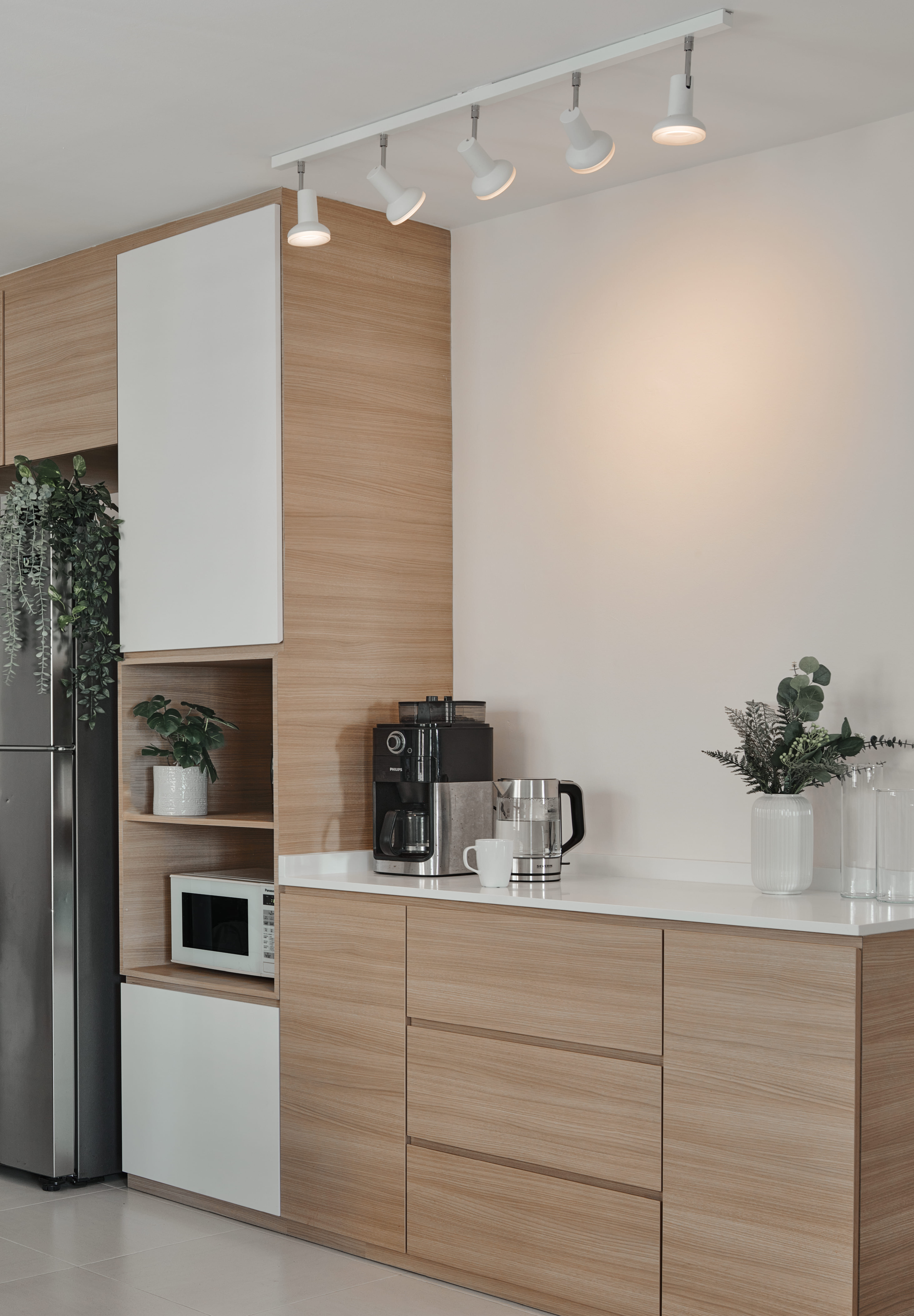 Contemporary Design - Kitchen - HDB 4 Room - Design by Apex Studios Pte Ltd