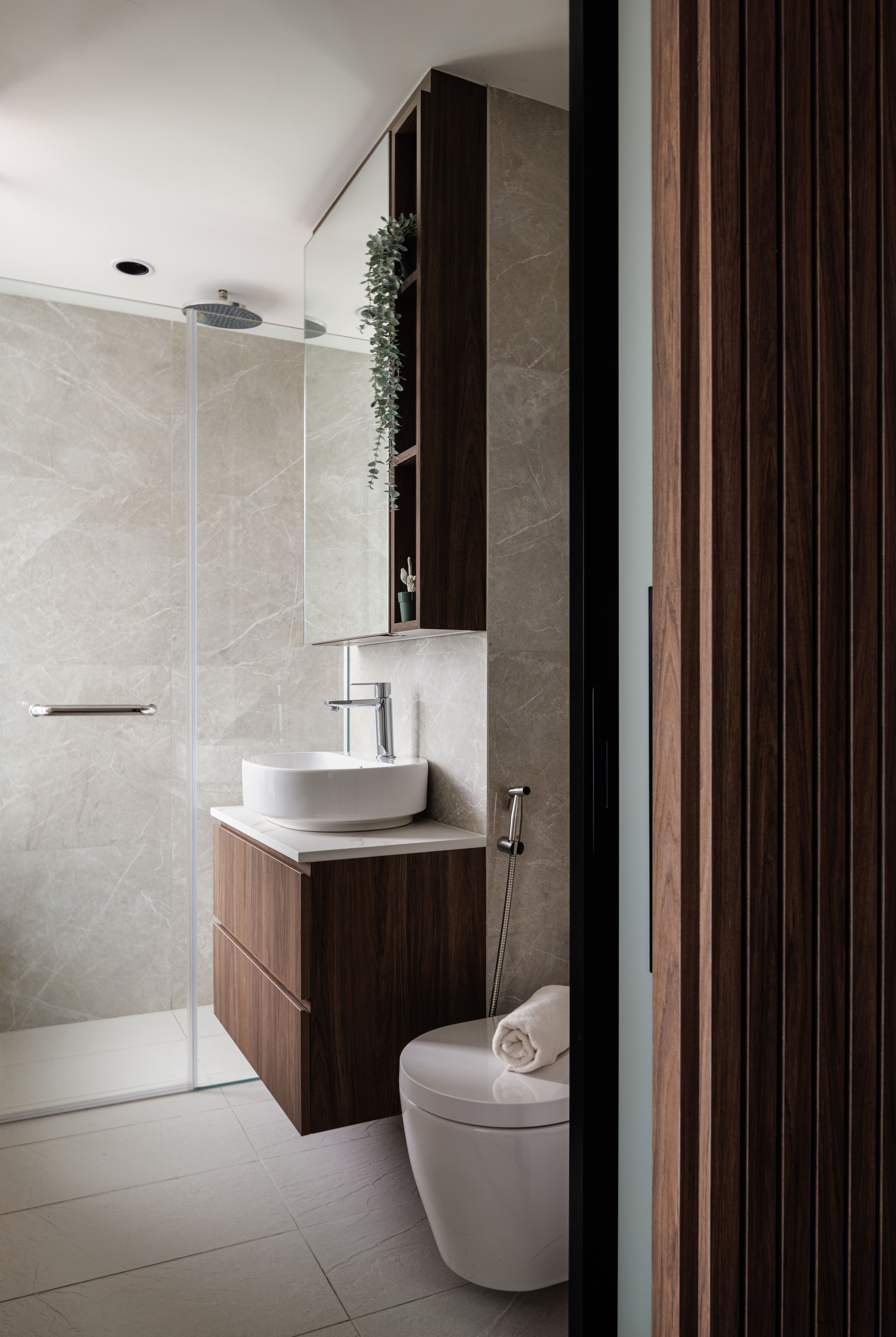 Modern Design - Bathroom - Condominium - Design by Apex Studios Pte Ltd