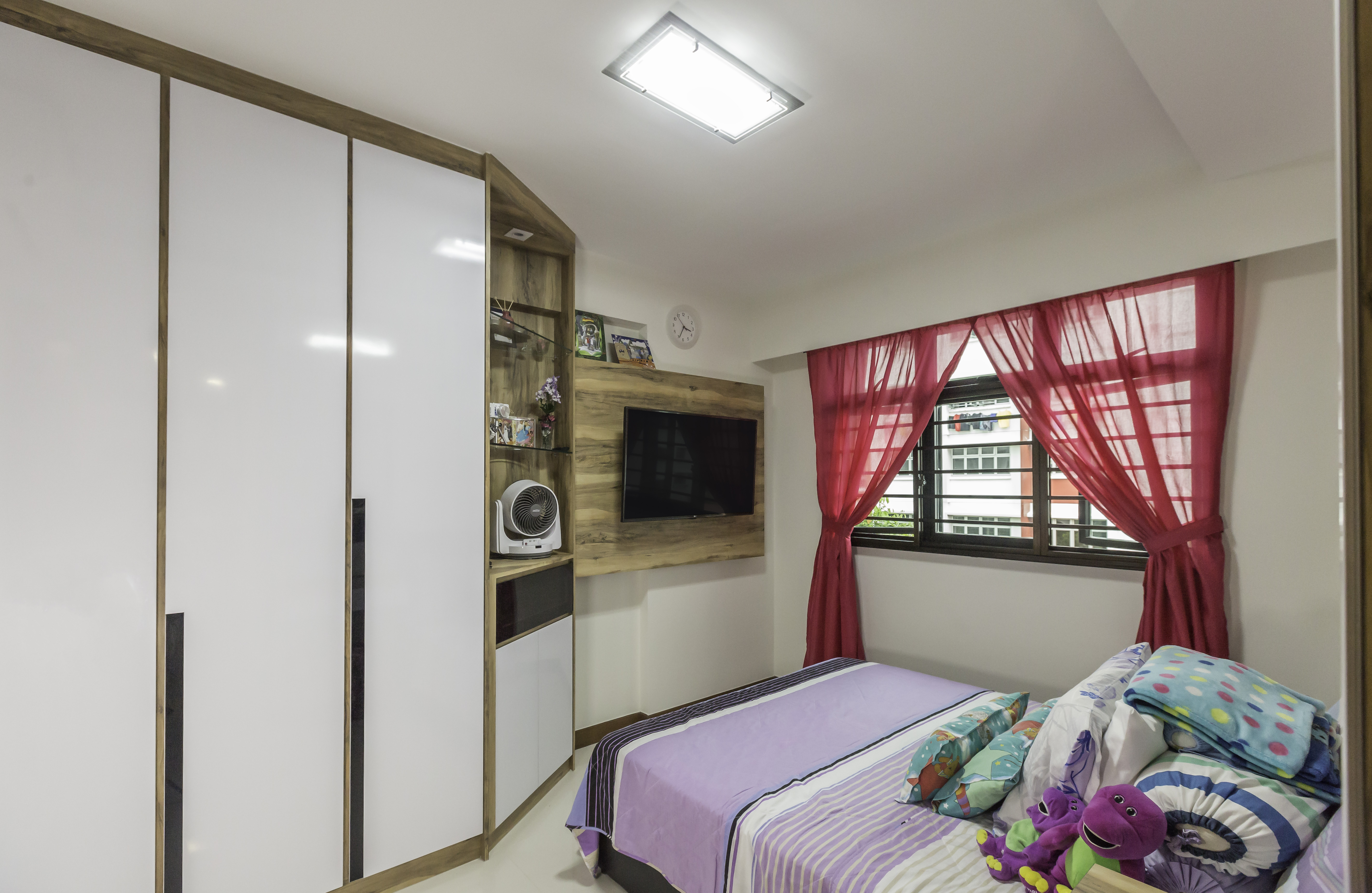 Contemporary, Modern Design - Bedroom - HDB 3 Room - Design by Benz Design Interior