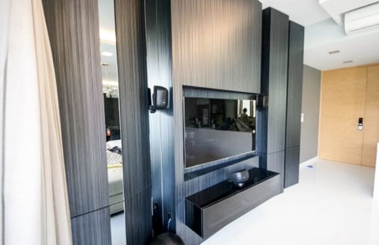 Minimalist Design - Living Room - Condominium - Design by Benz Design Interior