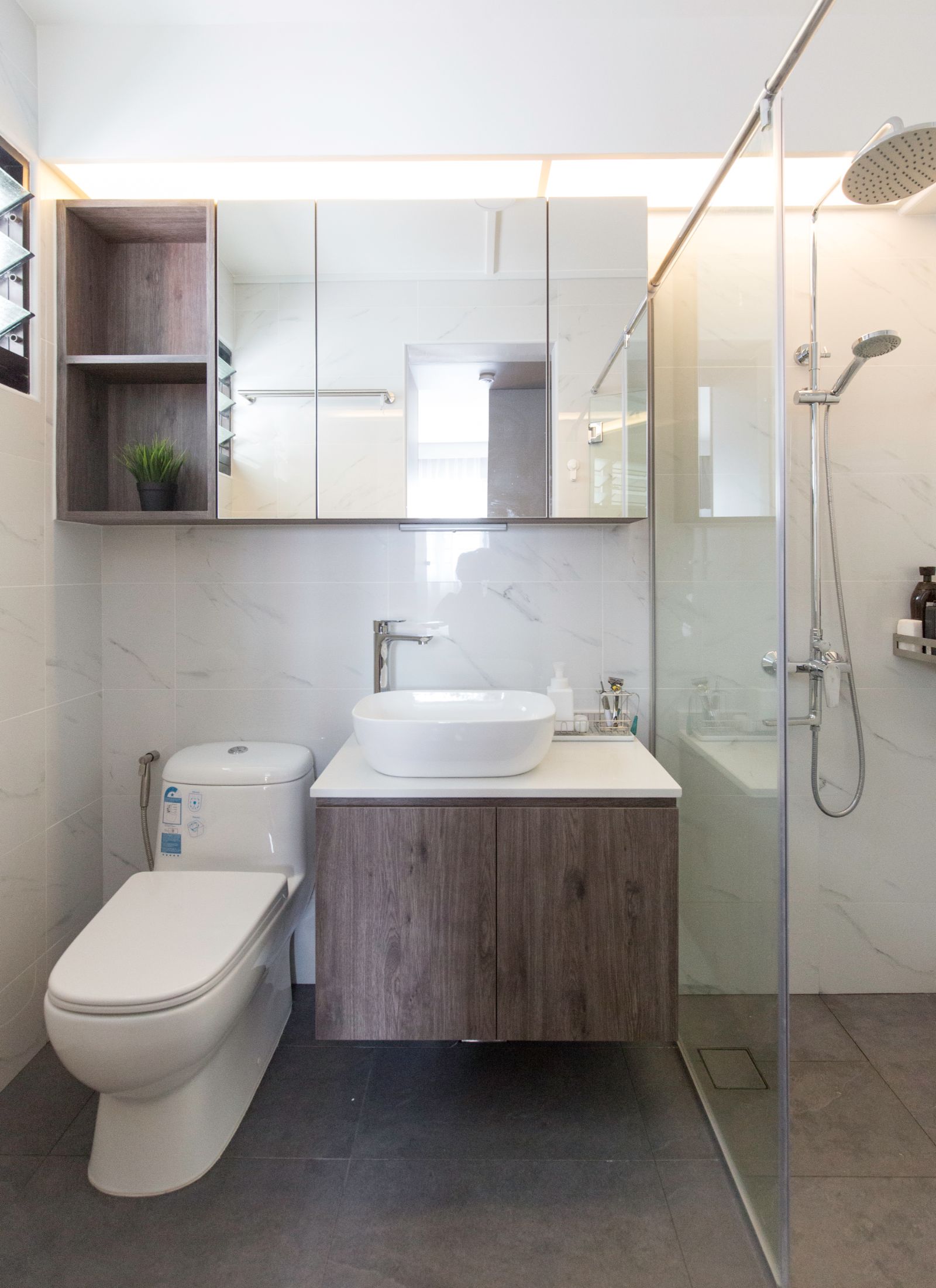 Minimalist Design - Bathroom - HDB 5 Room - Design by Carpenters 匠
