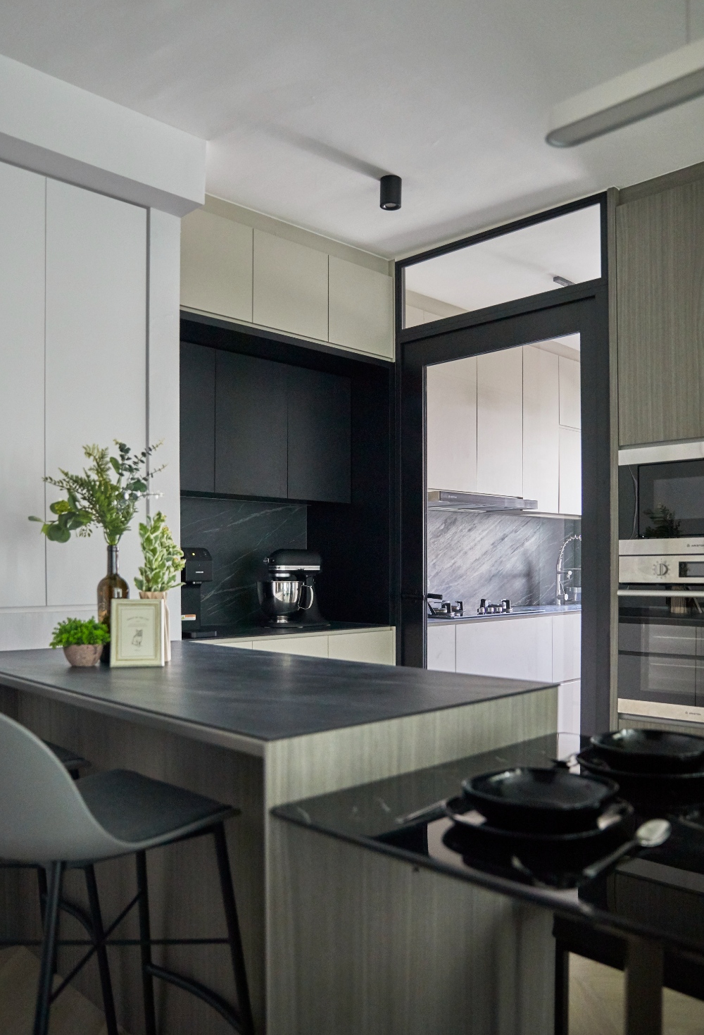 Industrial, Minimalist, Modern Design - Kitchen - HDB 5 Room - Design by Carpenters 匠