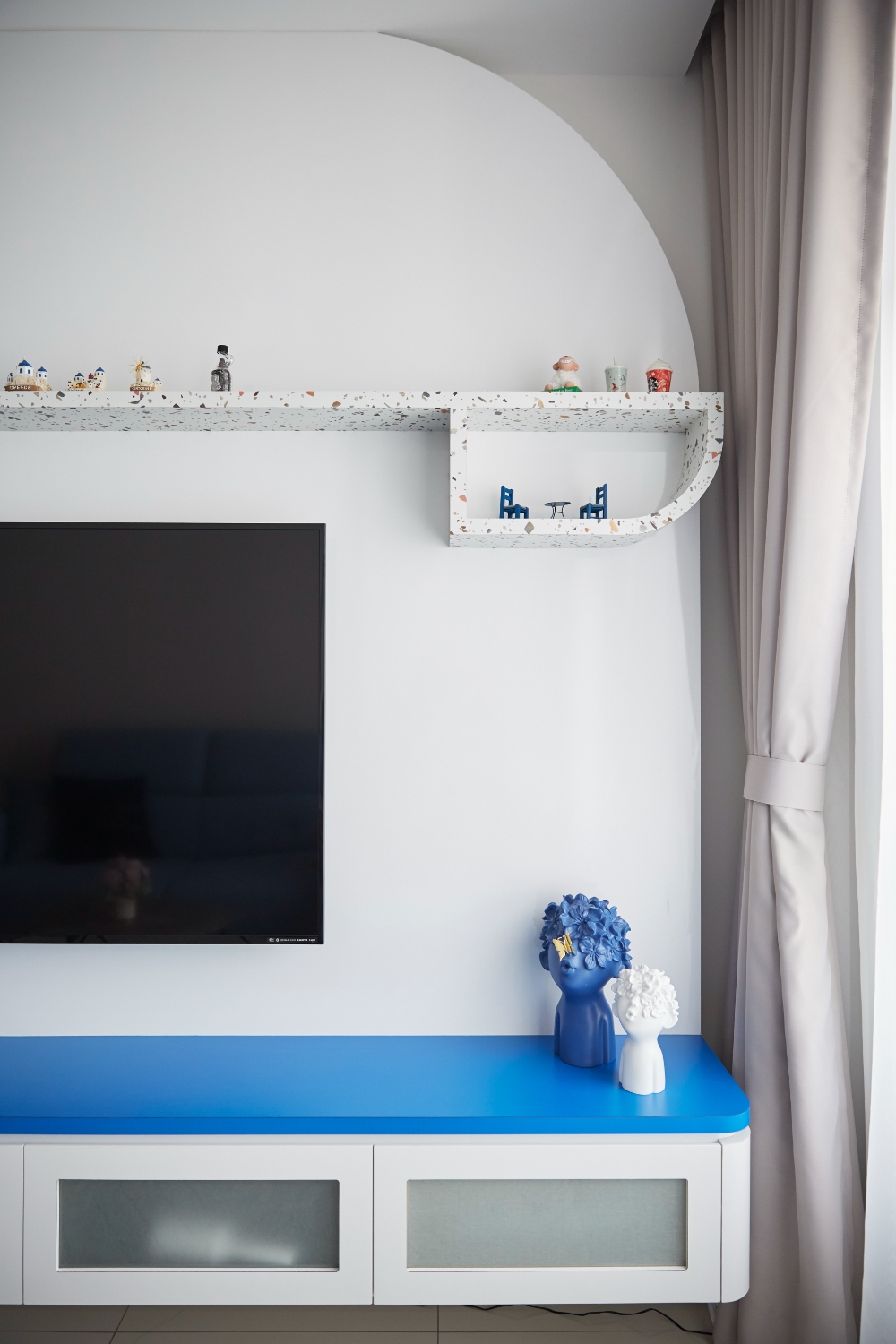 Minimalist, Modern Design - Living Room - HDB 3 Room - Design by Carpenters 匠
