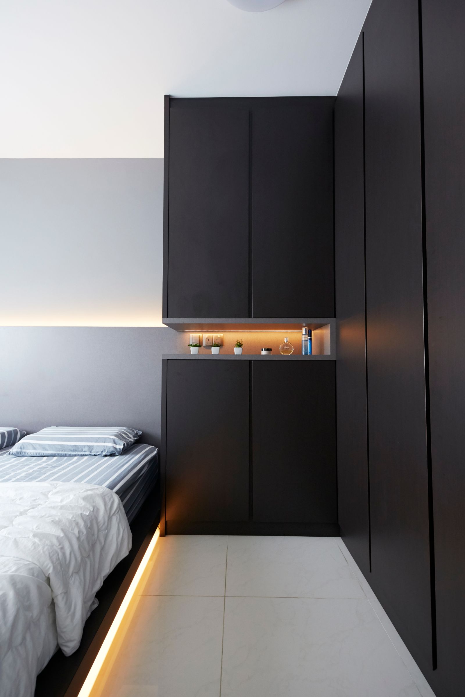 Eclectic, Minimalist, Modern Design - Bedroom - HDB 4 Room - Design by Carpenters 匠