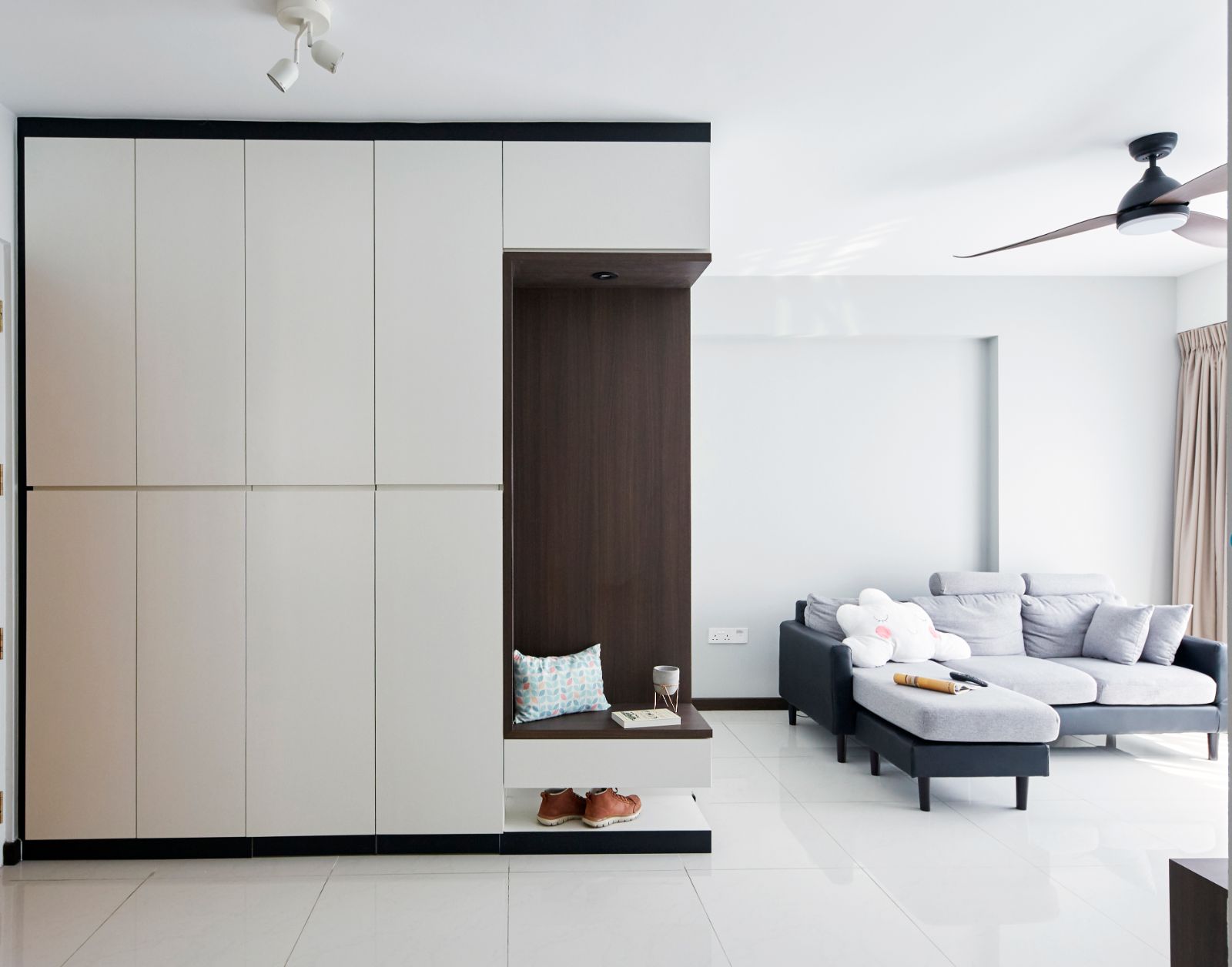 Eclectic, Minimalist, Modern Design - Living Room - HDB 4 Room - Design by Carpenters 匠