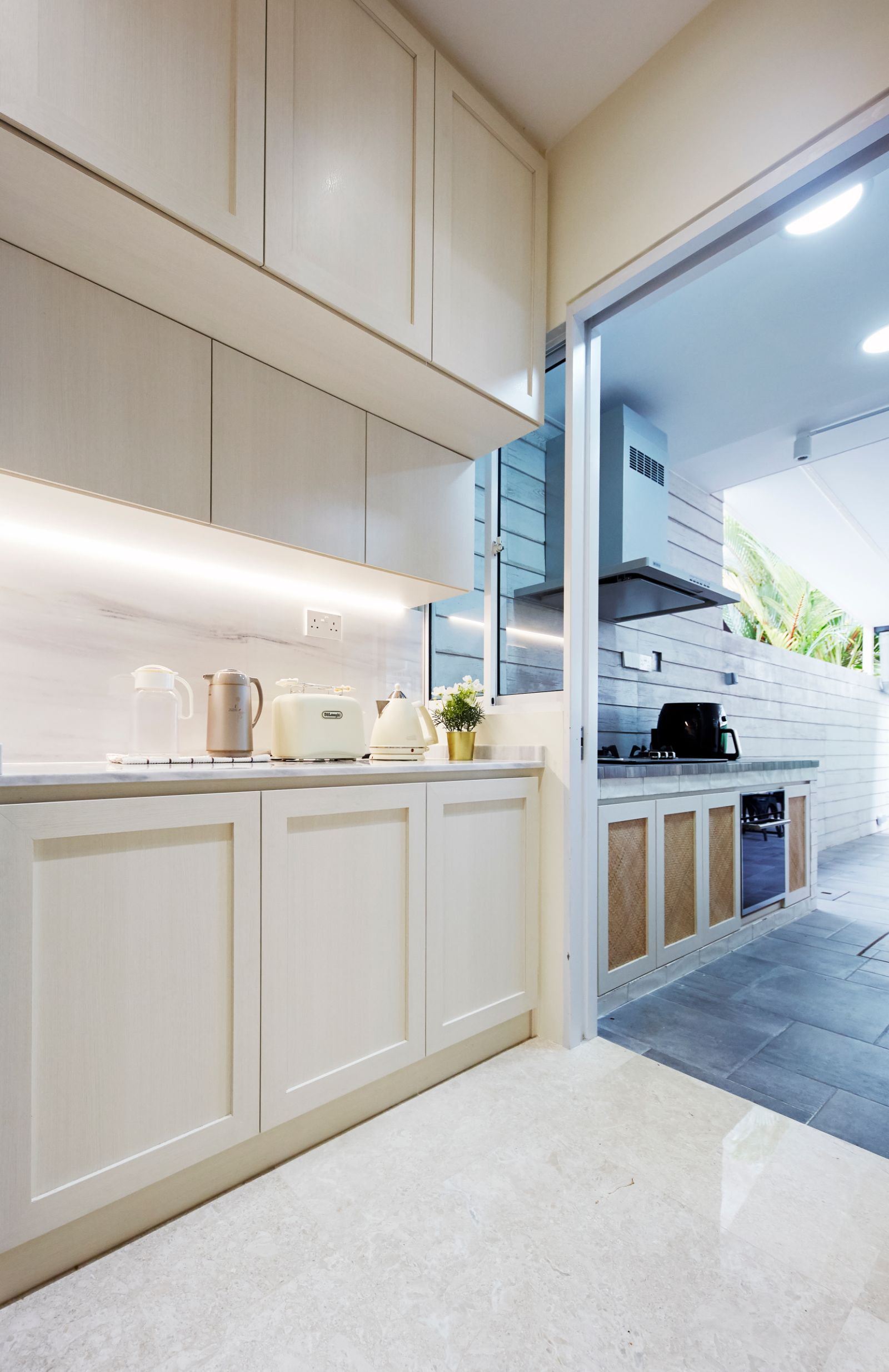 Modern Design - Kitchen - Landed House - Design by Carpenters 匠