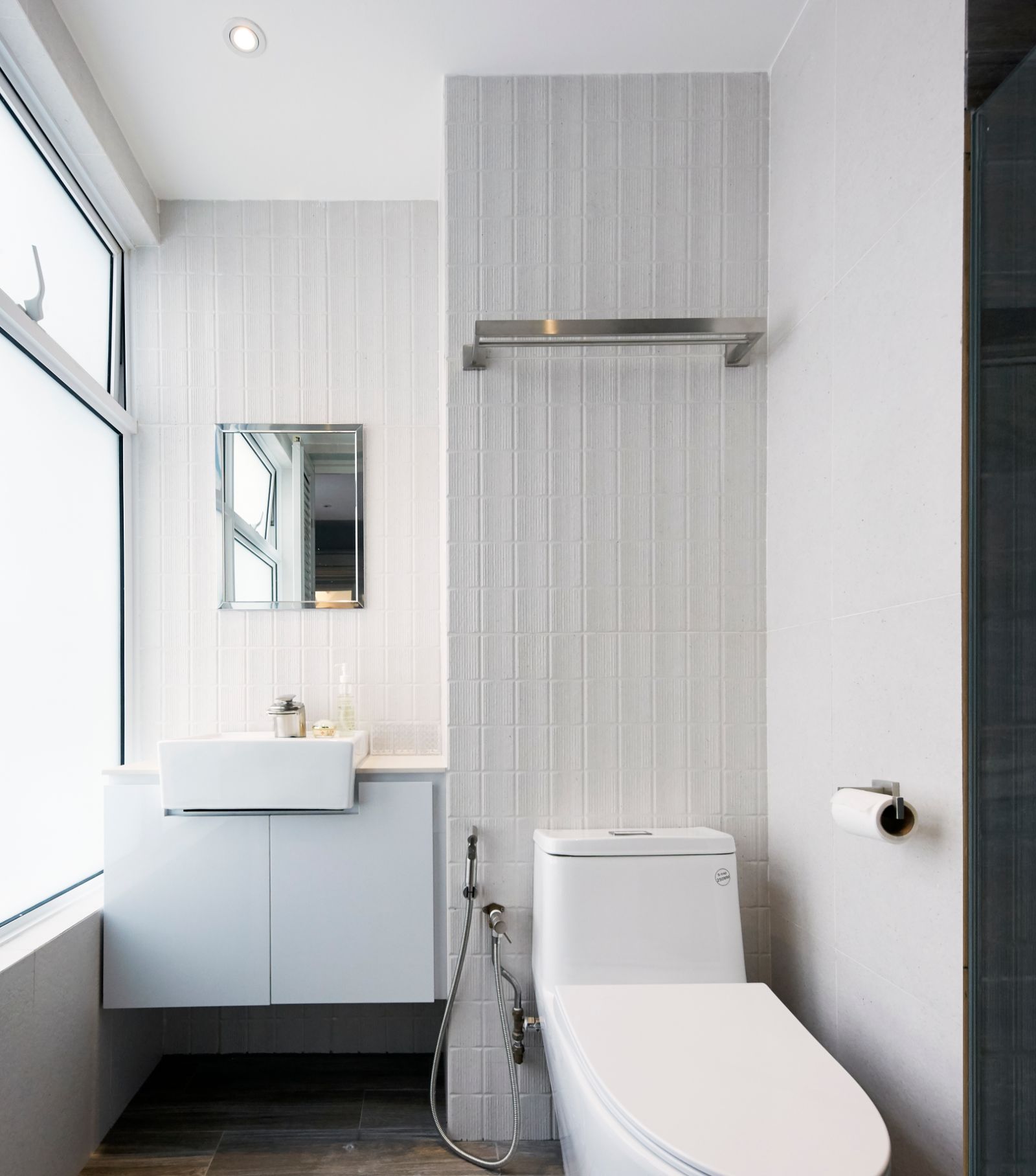 Modern Design - Bathroom - Landed House - Design by Carpenters 匠