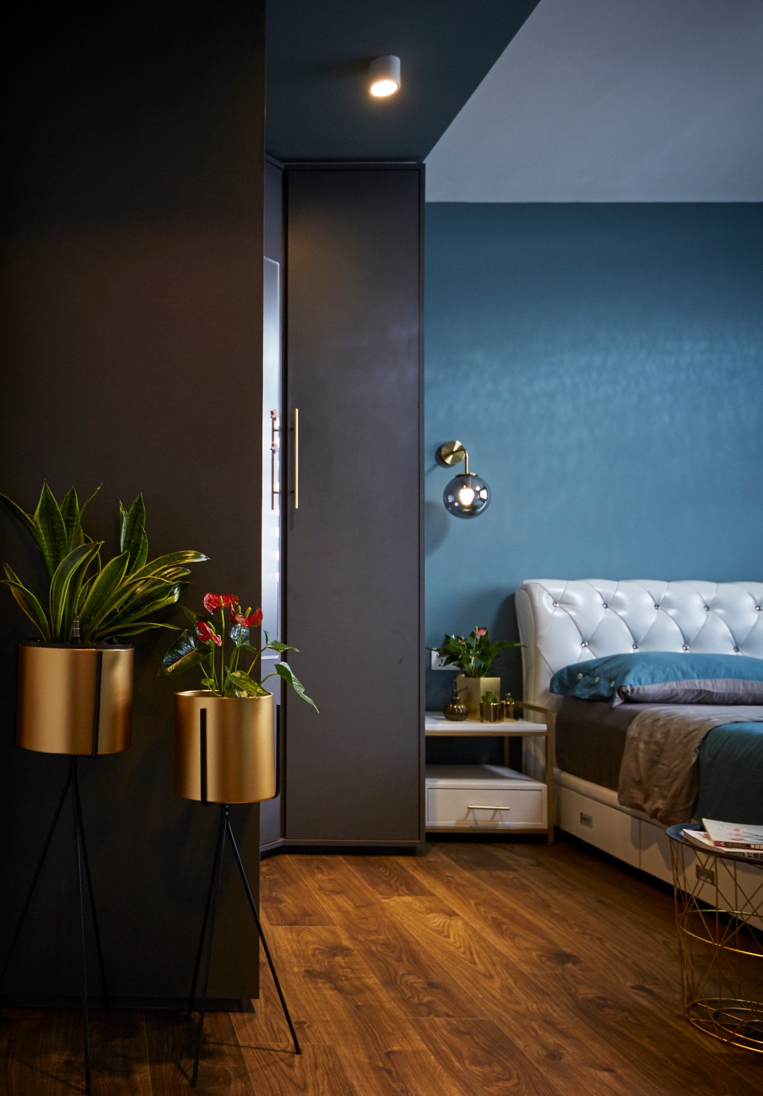 Resort, Rustic, Tropical Design - Bedroom - HDB 4 Room - Design by Carpenters 匠