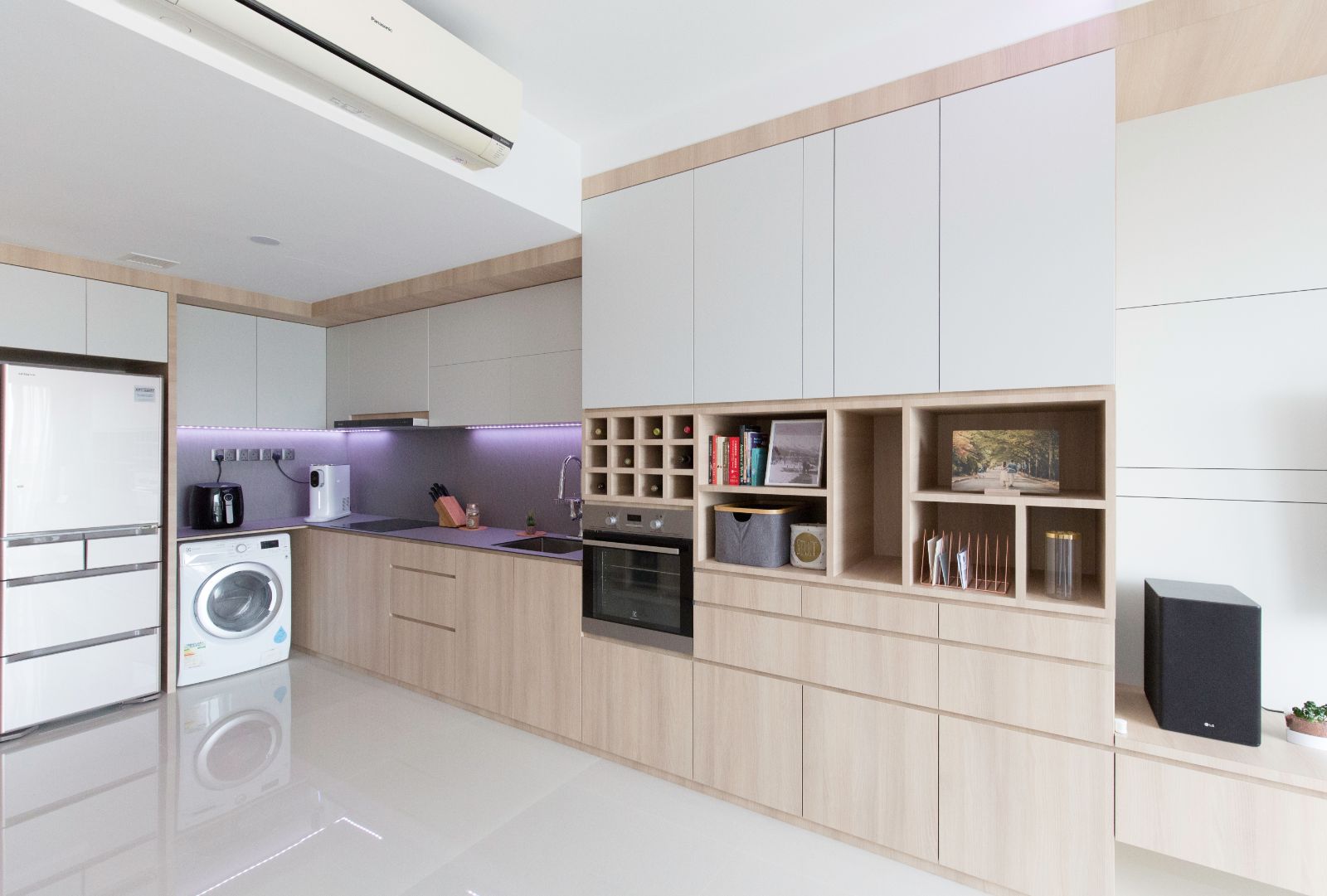 Minimalist, Scandinavian Design - Kitchen - Condominium - Design by Carpenters 匠