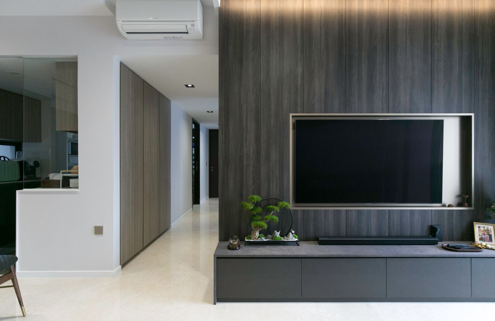 Modern Design - Living Room - Condominium - Design by Carpenters 匠