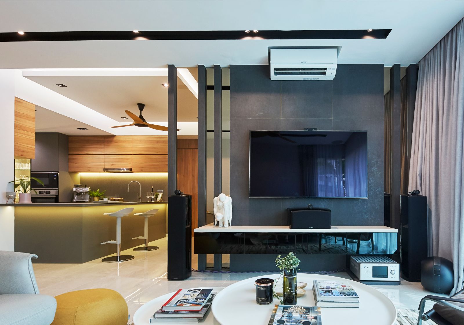 Contemporary, Modern Design - Living Room - Condominium - Design by Carpenters 匠