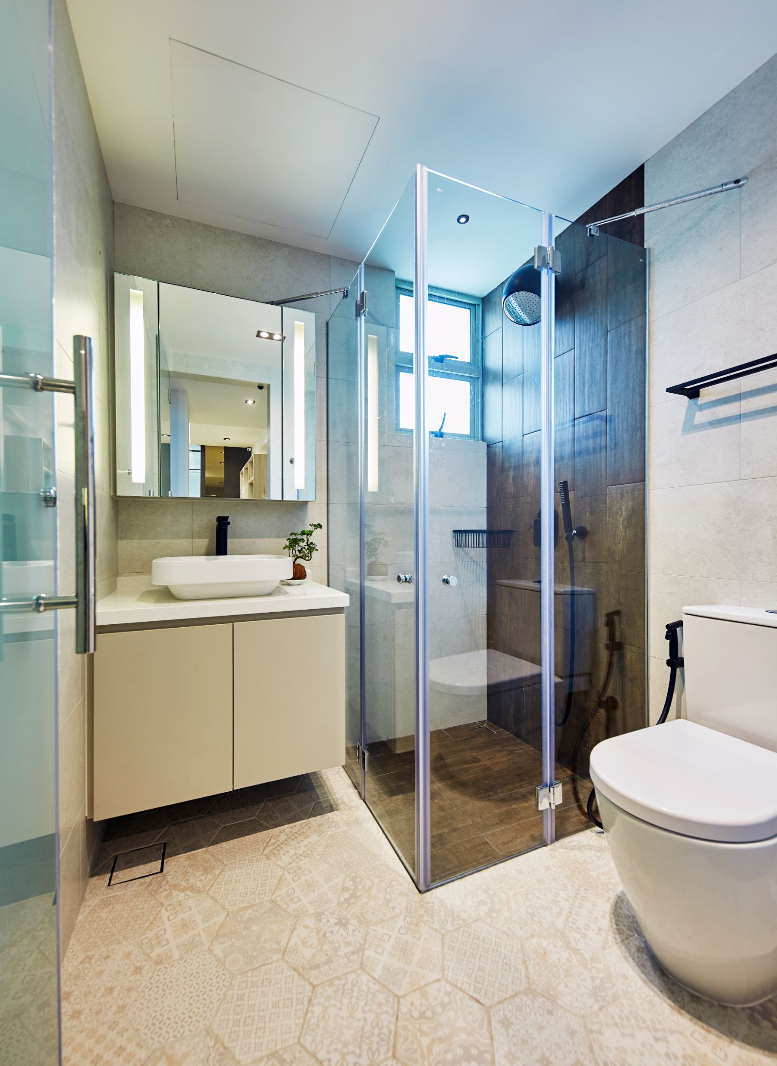 Contemporary, Modern Design - Bathroom - Condominium - Design by Carpenters 匠