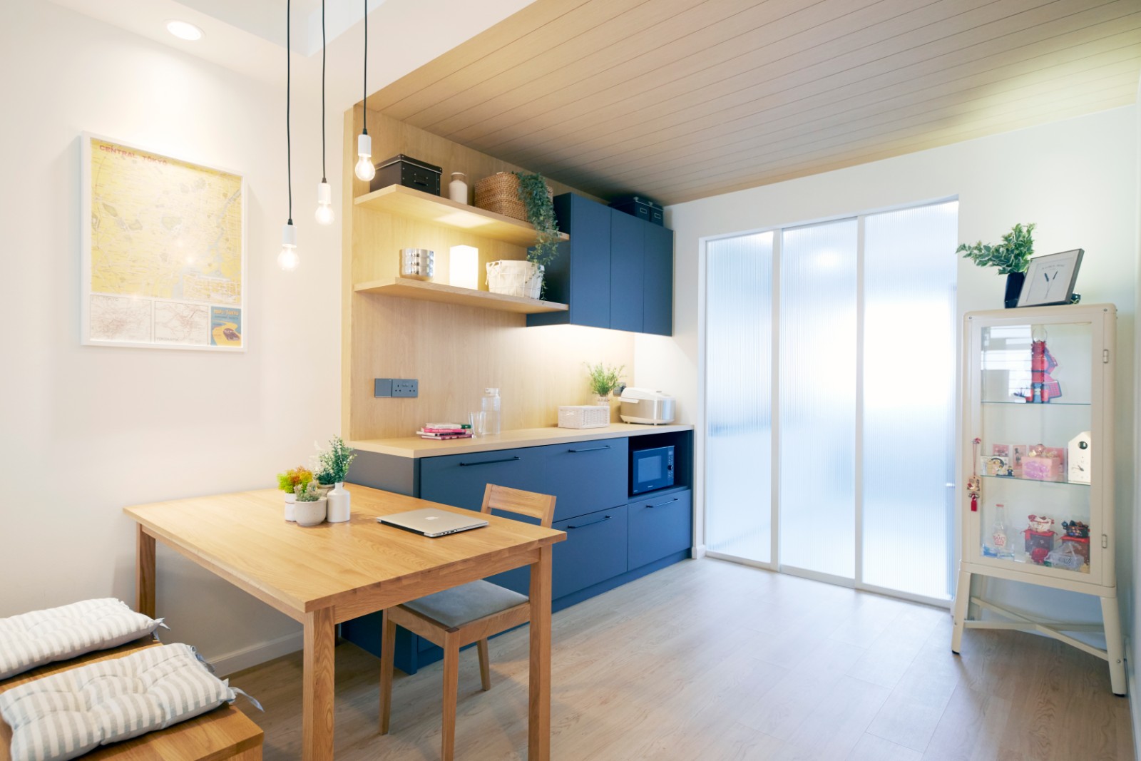 Scandinavian Design - Dining Room - HDB 3 Room - Design by Carpenters 匠