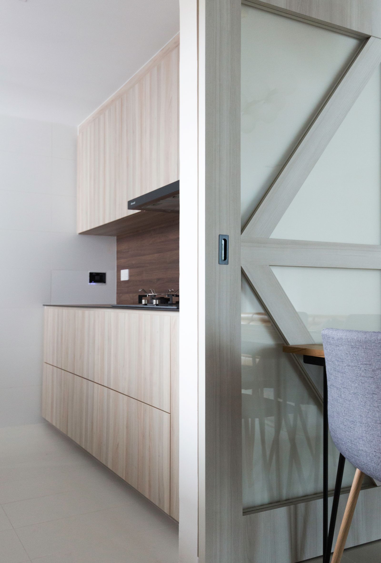 Minimalist, Scandinavian Design - Kitchen - Condominium - Design by Carpenters 匠