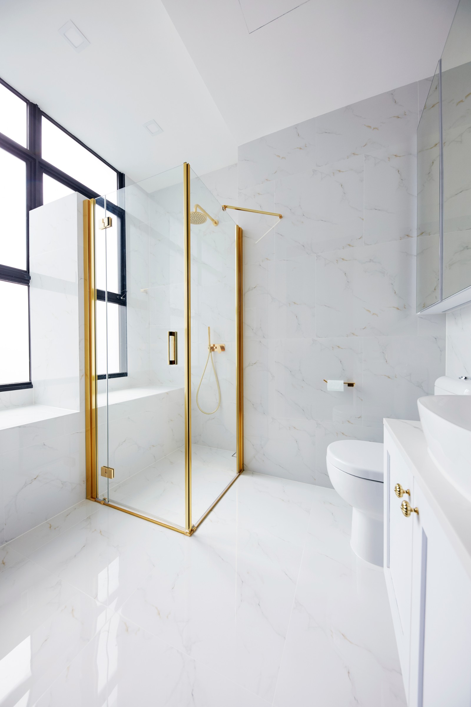 Classical, Victorian Design - Bathroom - Condominium - Design by Carpenters 匠