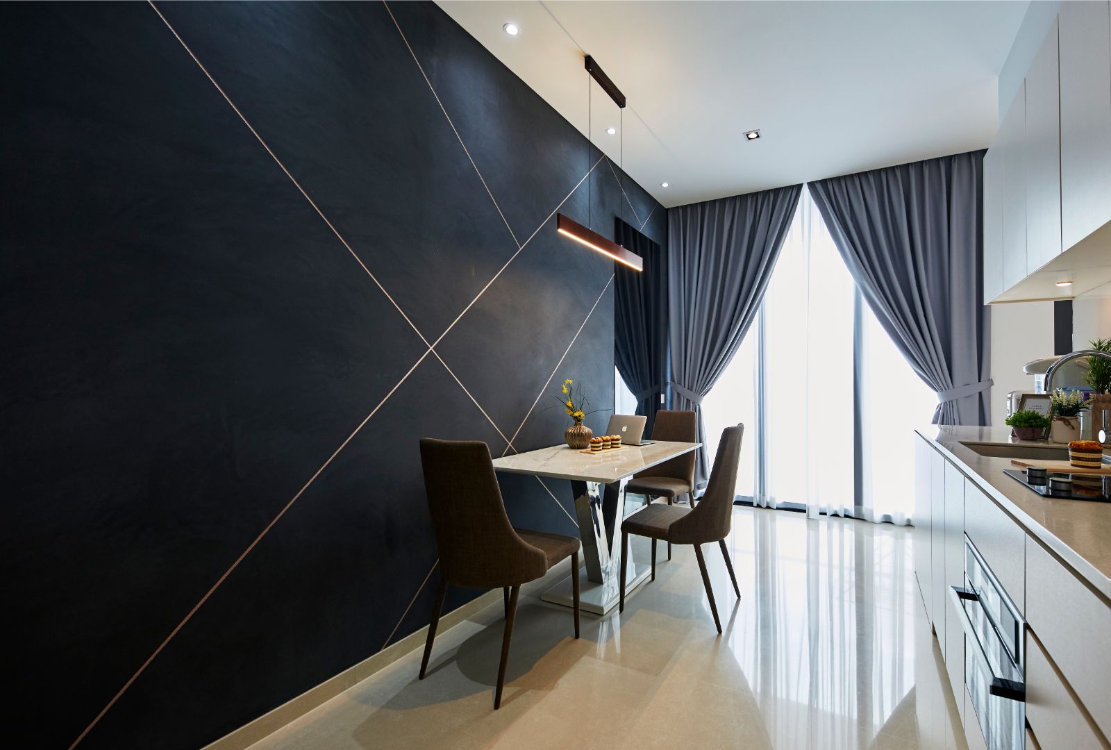 Modern Design - Dining Room - Condominium - Design by Carpenters 匠