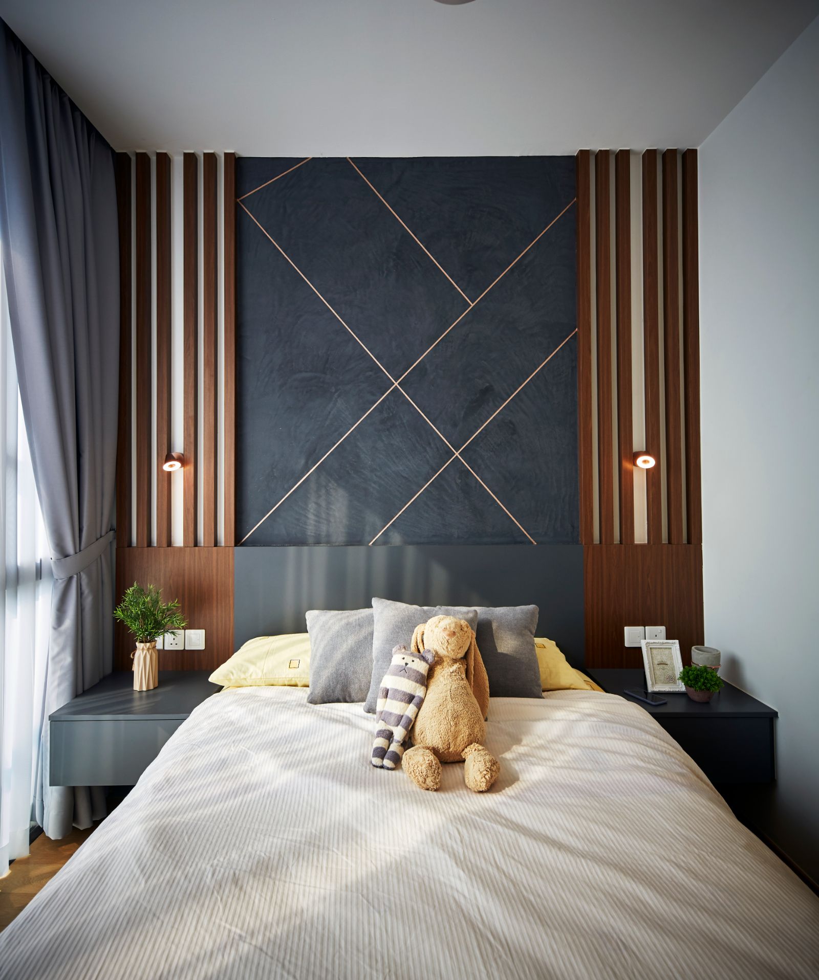 Modern Design - Bedroom - Condominium - Design by Carpenters 匠