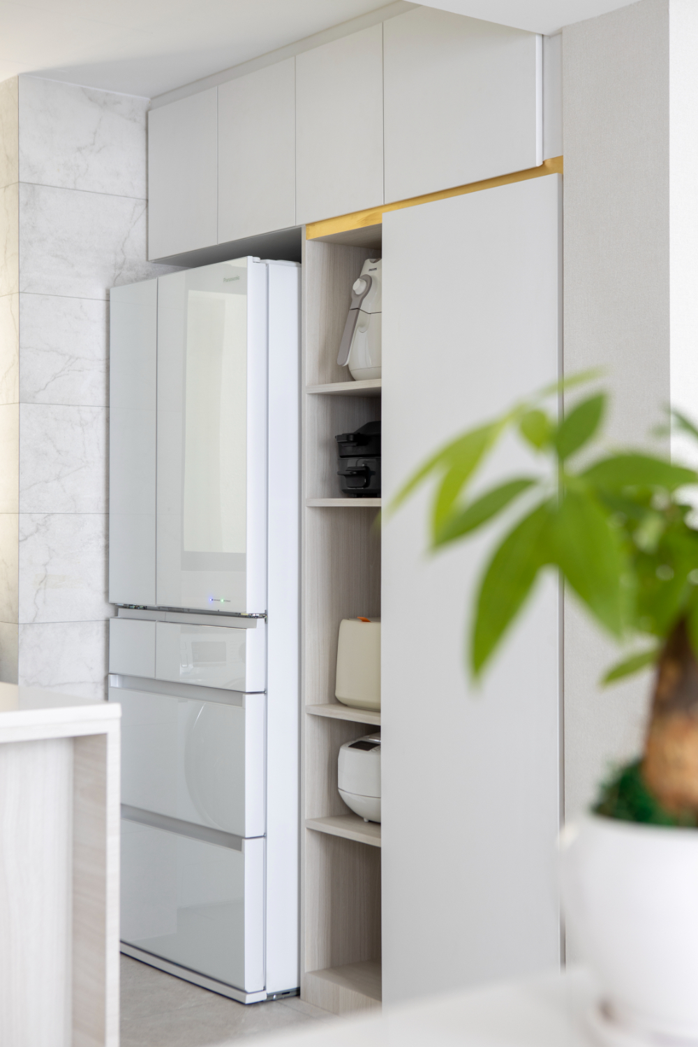 Modern, Oriental Design - Kitchen - Condominium - Design by Carpenters 匠