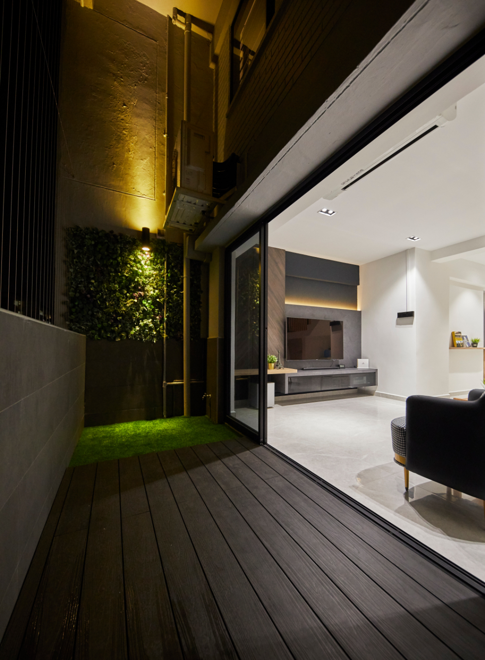 Minimalist, Modern Design - Balcony - HDB Executive Apartment - Design by Carpenters 匠