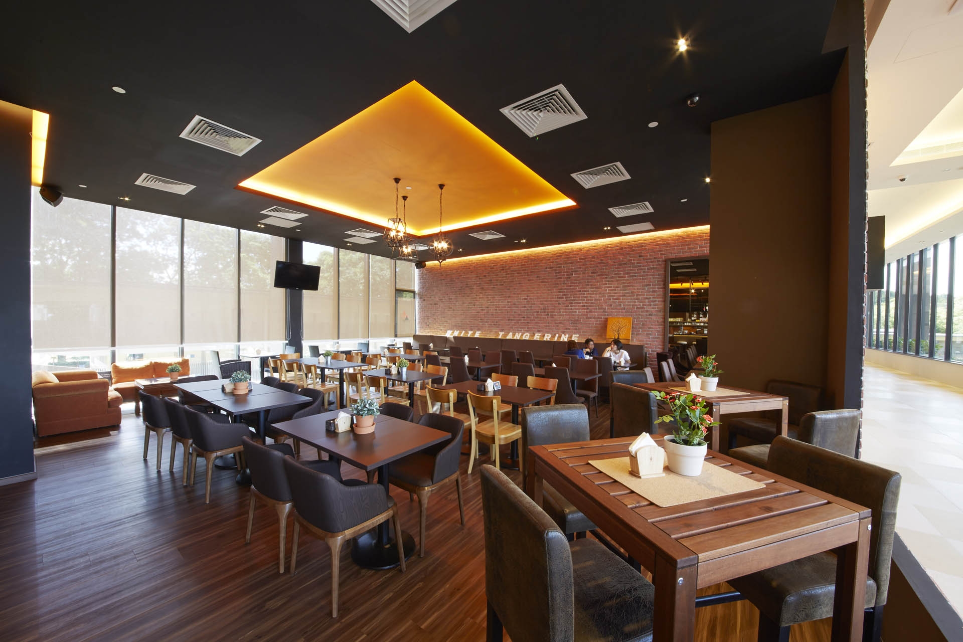 Country, Industrial, Mediterranean Design - Commercial - F&B - Design by Carpenters 匠