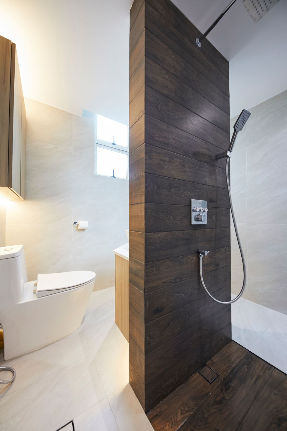 Resort Design - Bathroom - Condominium - Design by Carpenters 匠