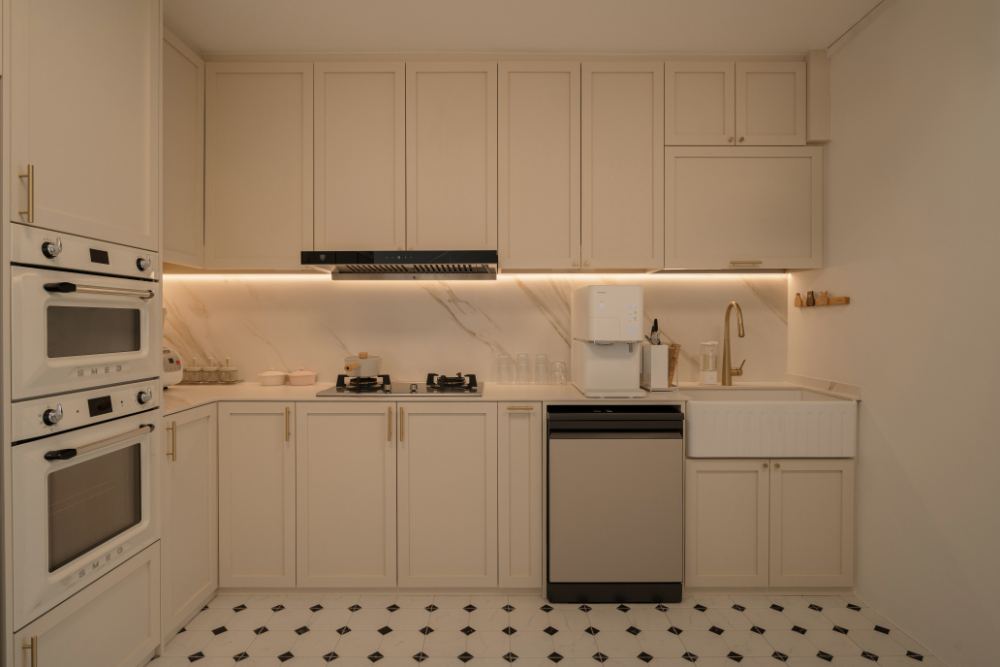 Scandinavian Design - Kitchen - HDB Executive Apartment - Design by Carpenters 匠