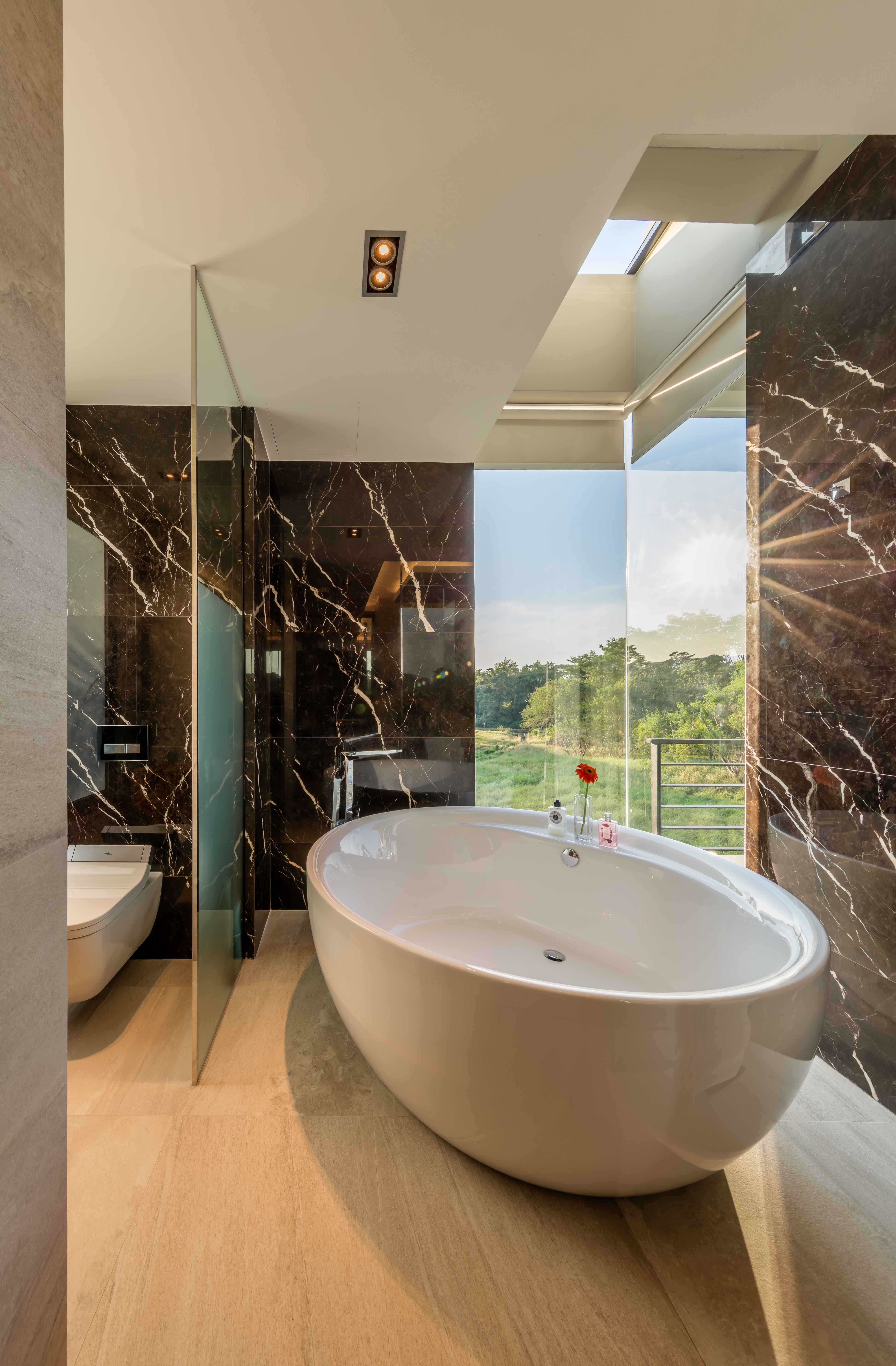 Contemporary Design - Bathroom - Landed House - Design by Ciseern by designer furnishings Pte Ltd