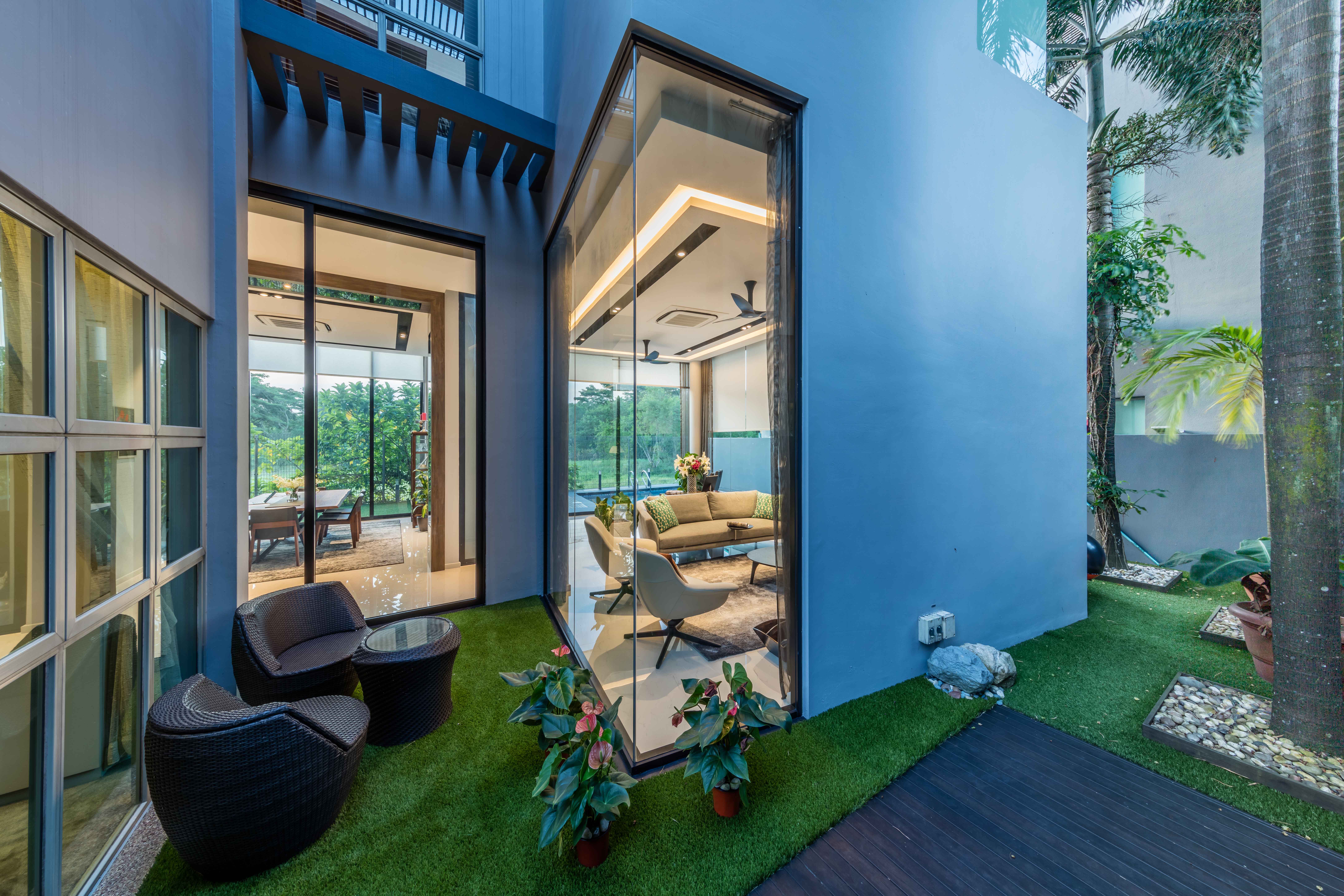 Contemporary Design - Garden - Landed House - Design by Ciseern by designer furnishings Pte Ltd