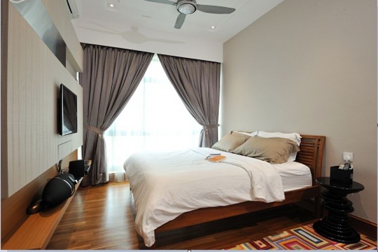 Contemporary, Modern, Tropical Design - Bedroom - Condominium - Design by Crescendo Interior & Lifestyle Pte Ltd