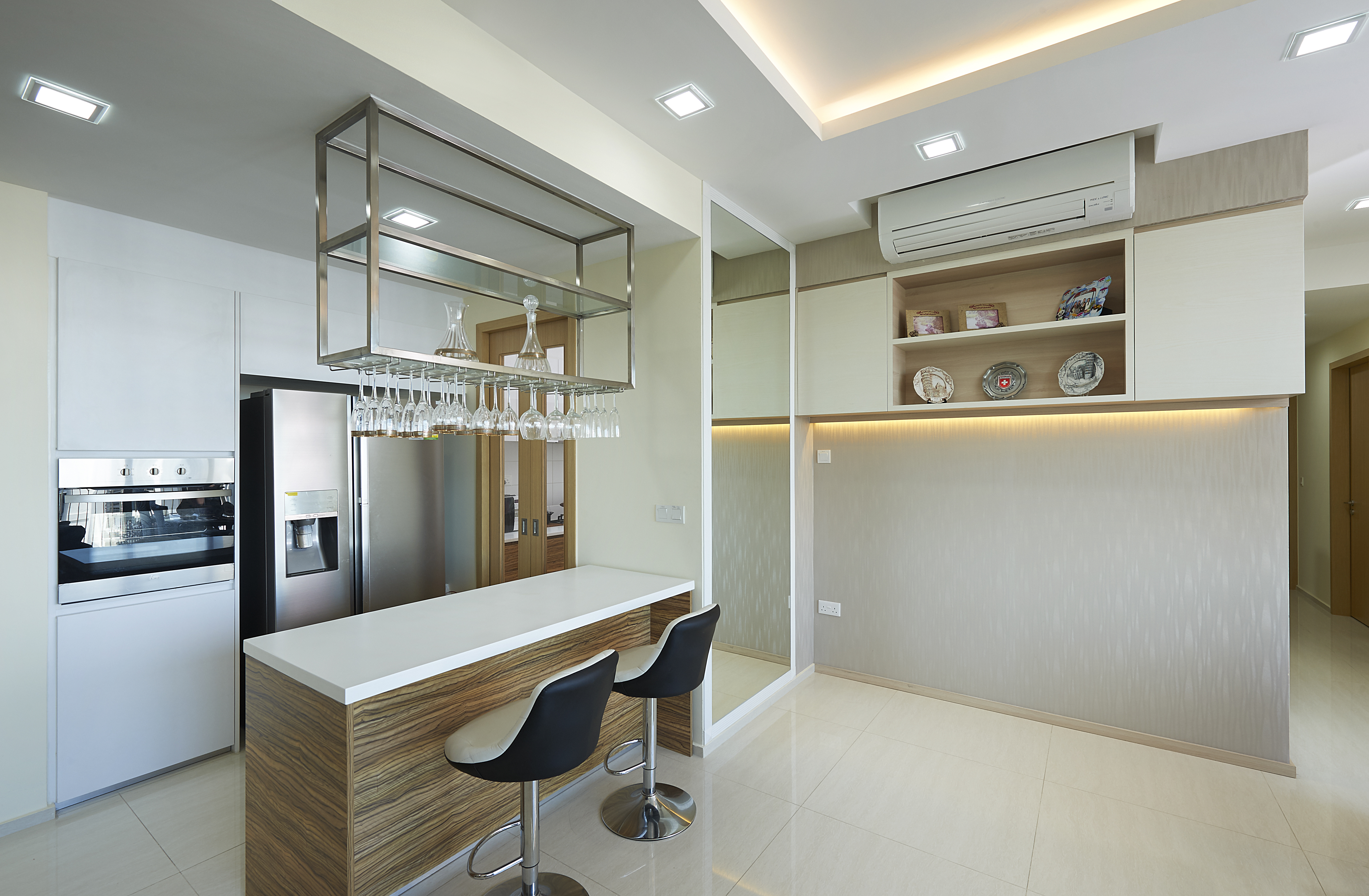 Contemporary, Modern, Victorian Design - Kitchen - Condominium - Design by DC Vision Design Pte Ltd