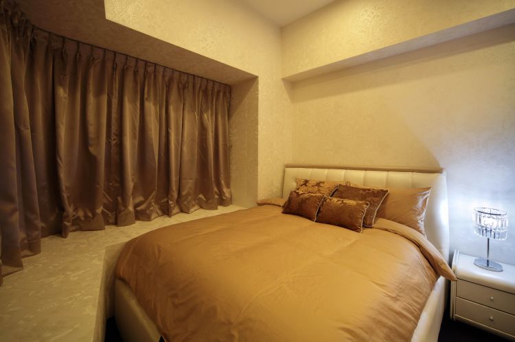 Contemporary, Modern Design - Bedroom - Condominium - Design by De Exclusive ID Group Pte Ltd