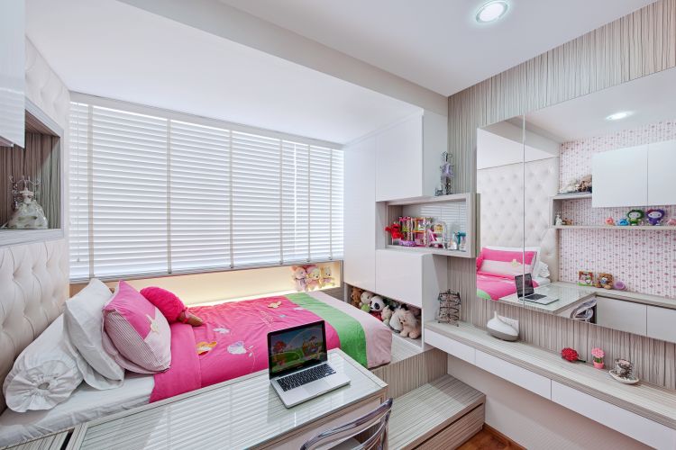 Contemporary, Modern Design - Bedroom - Condominium - Design by De Style Interior Pte Ltd