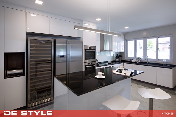 Modern Design - Kitchen - Landed House - Design by De Style Interior Pte Ltd