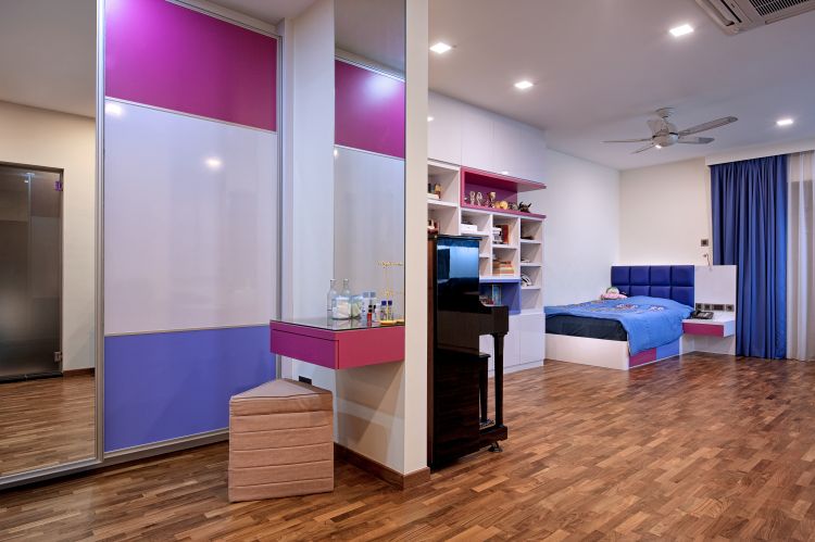 Contemporary, Modern Design - Bedroom - Landed House - Design by De Style Interior Pte Ltd