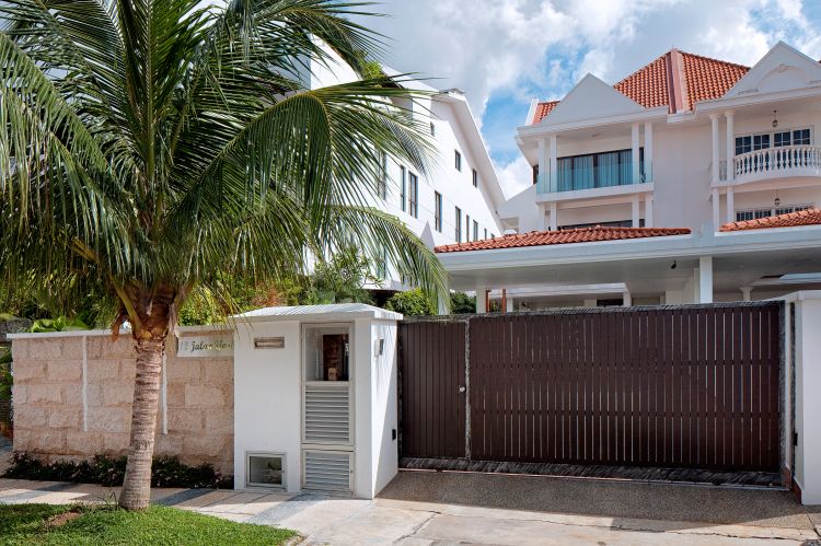 Contemporary, Modern Design - Balcony - Landed House - Design by De Style Interior Pte Ltd